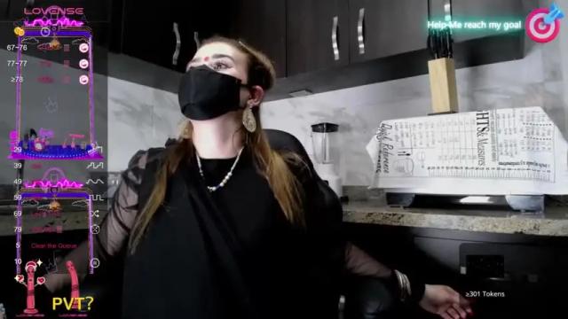 Image 2 of aryabigtit Stream on Chaturbate on 21 months ago