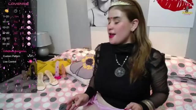 Image 12 of aryabigtit Stream on Chaturbate on 20 months ago