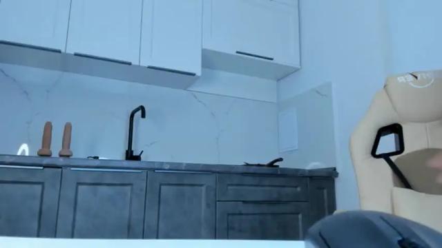 Thumbnail 2, aryuna_frommoon's Stream at Chaturbate, 15 months ago