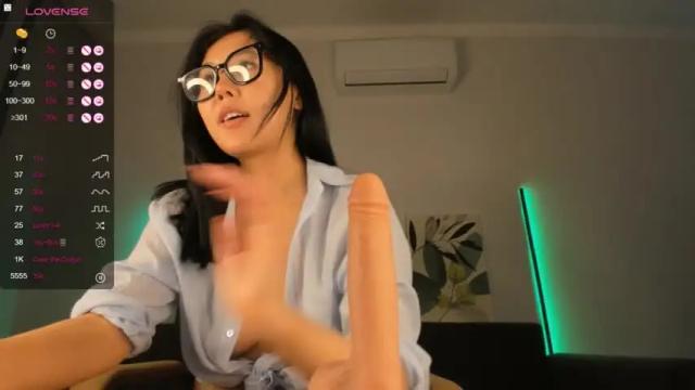Image 11 of aryuna_frommoon Stream on Chaturbate on 17 months ago