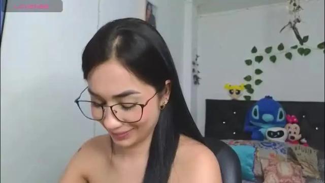 Image 11 of asenaesmee Stream on Chaturbate on 2 months ago
