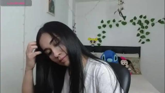 Image 8 of asenaesmee Stream on Chaturbate on 1 month ago