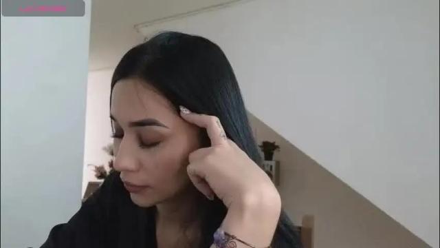 Image 3 of asenaesmee Stream on Chaturbate on 29 days ago