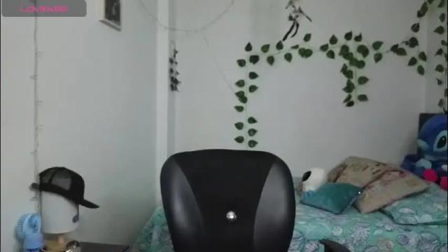 Image 8 of asenaesmee Stream on Chaturbate on 24 days ago