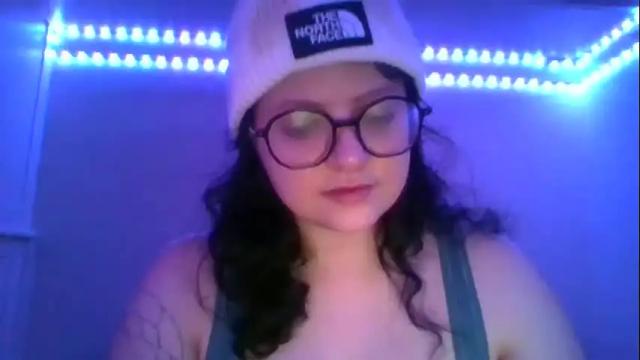 Image 2 of ash_black_winters Stream on Chaturbate on 23 months ago