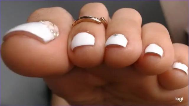 Image 12 of ash_nicefeet Stream on Chaturbate on 1 month ago