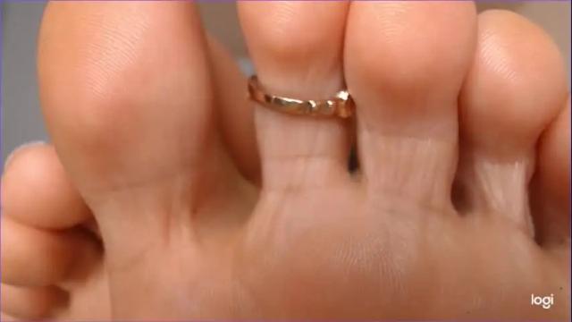 Image 3 of ash_nicefeet Stream on Chaturbate on 1 month ago