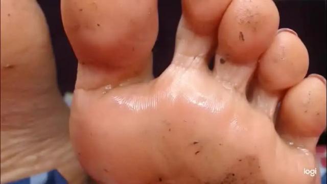 Image 3 of ash_nicefeet Stream on Chaturbate on 2 months ago