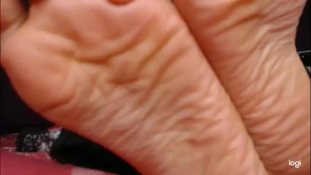 Image 11 of ash_nicefeet Stream on Chaturbate on 1 month ago