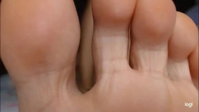 Image 6 of ash_nicefeet Stream on Chaturbate on 1 month ago