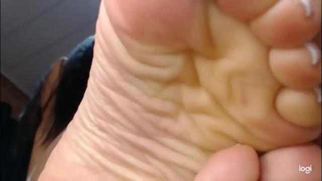 Image 4 of ash_nicefeet Stream on Chaturbate on 29 days ago