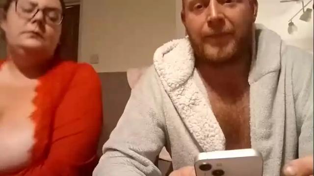 Image 11 of ashandconnor Stream on Chaturbate on 8 months ago