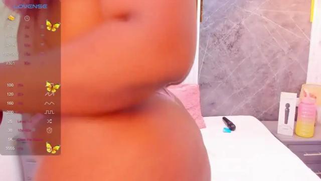 Image 3 of ashanttygatte Stream on Chaturbate on 14 months ago