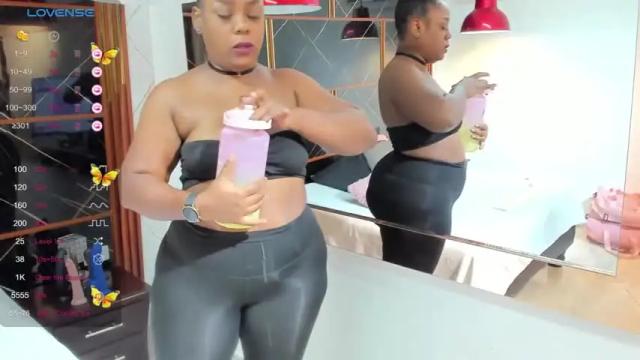 Image 6 of ashanttygatte Stream on Chaturbate on 14 months ago