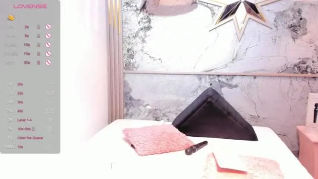 Image 12 of ashanttygatte Stream on Chaturbate on 14 months ago