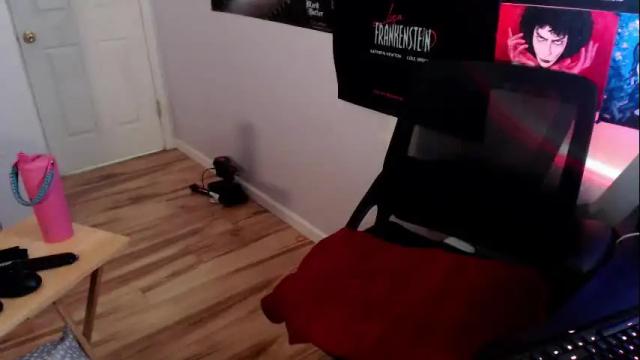 Image 10 of ashbashgirl Stream on Chaturbate on 11 days ago