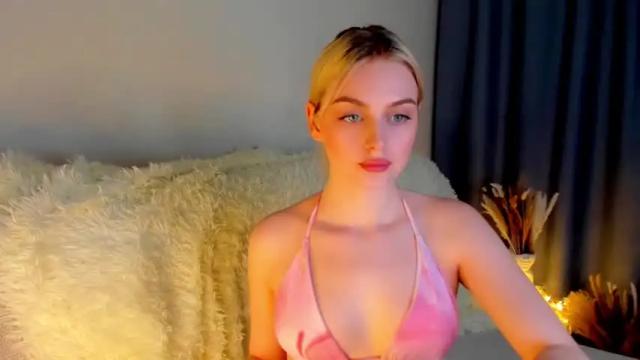 Image 12 of ashbunny_ Stream on Chaturbate on 14 months ago