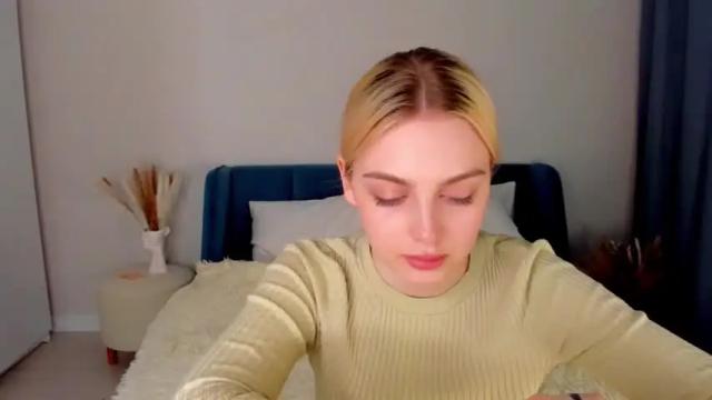 Image 2 of ashbunny_ Stream on Chaturbate on 14 months ago