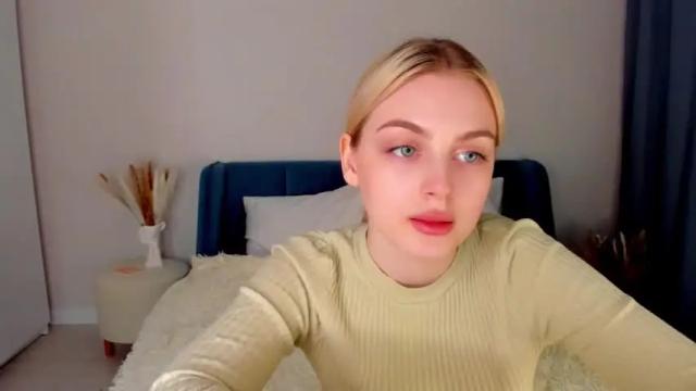 Image 3 of ashbunny_ Stream on Chaturbate on 14 months ago