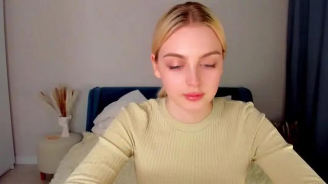 Image 4 of ashbunny_ Stream on Chaturbate on 14 months ago