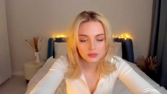 Image 8 of ashbunny_ Stream on Chaturbate on 14 months ago