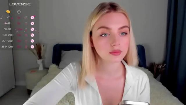 Image 12 of ashbunny_ Stream on Chaturbate on 14 months ago