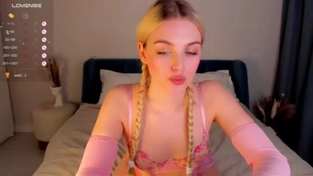 Image 2 of ashbunny_ Stream on Chaturbate on 14 months ago