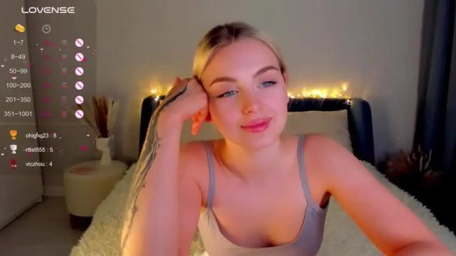 Image 12 of ashbunny_ Stream on Chaturbate on 14 months ago