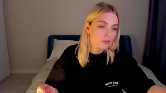 Image 10 of ashbunny_ Stream on Chaturbate on 13 months ago