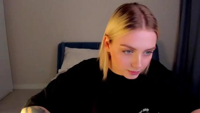 Image 4 of ashbunny_ Stream on Chaturbate on 13 months ago