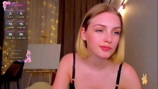 Image 10 of ashbunny_ Stream on Chaturbate on 1 month ago