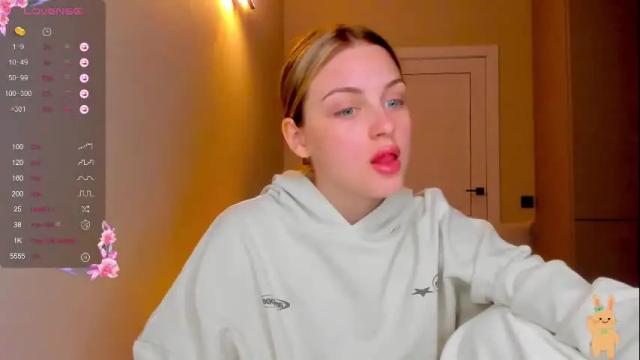 Image 2 of ashbunny_ Stream on Chaturbate on 3 days ago