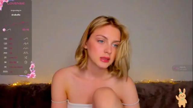 Image 3 of ashbunny_ Stream on Chaturbate on 2 days ago