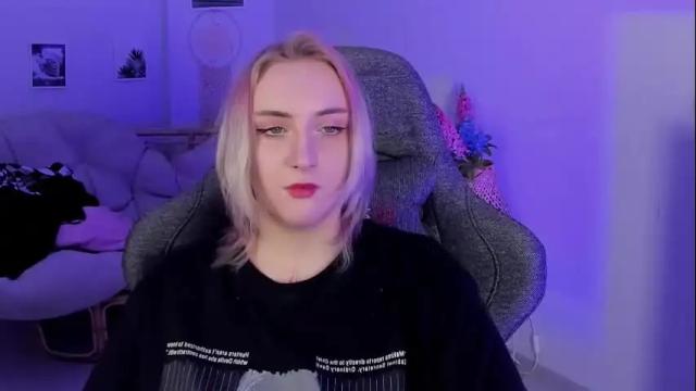 Image 4 of asheluck Stream on Chaturbate on 3 months ago