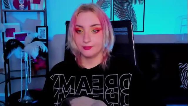 Image 6 of asheluck Stream on Chaturbate on 2 months ago