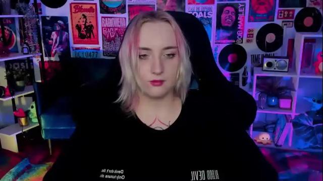 Image 12 of asheluck Stream on Chaturbate on 2 months ago