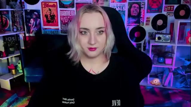 Image 4 of asheluck Stream on Chaturbate on 2 months ago