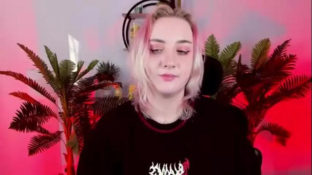 Image 8 of asheluck Stream on Chaturbate on 2 months ago
