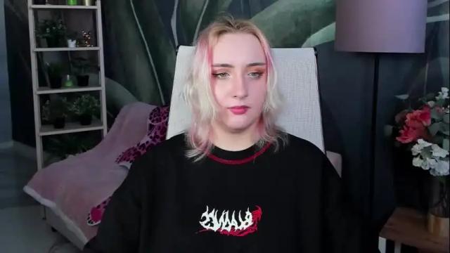Image 10 of asheluck Stream on Chaturbate on 2 months ago