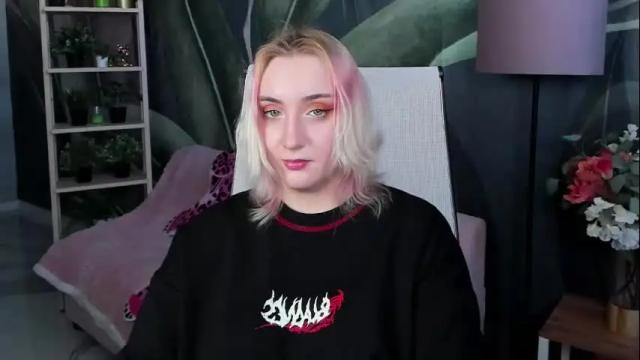 Image 12 of asheluck Stream on Chaturbate on 2 months ago