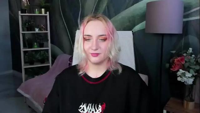 Image 3 of asheluck Stream on Chaturbate on 2 months ago