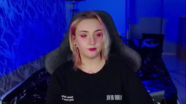 Image 11 of asheluck Stream on Chaturbate on 1 month ago