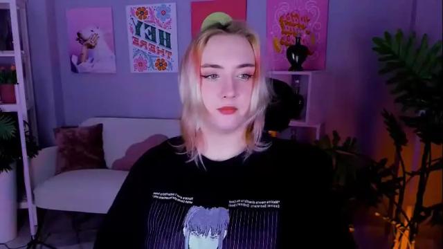 Image 3 of asheluck Stream on Chaturbate on 1 month ago