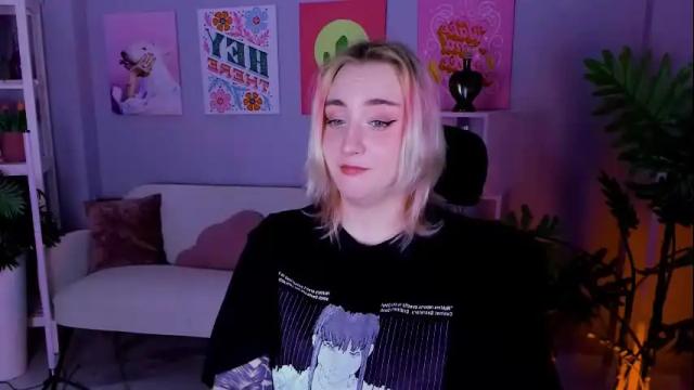 Image 4 of asheluck Stream on Chaturbate on 1 month ago