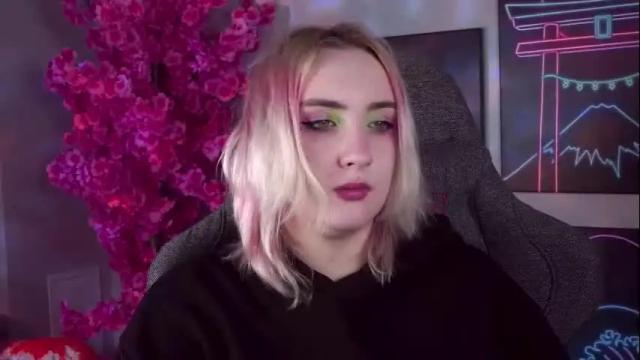 Image 10 of asheluck Stream on Chaturbate on 1 month ago