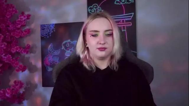 Image 3 of asheluck Stream on Chaturbate on 1 month ago