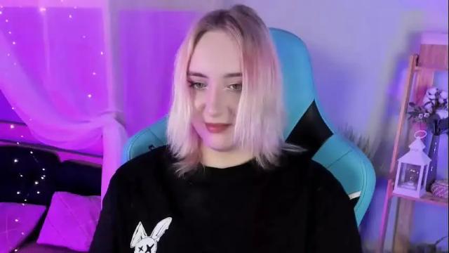 Image 8 of asheluck Stream on Chaturbate on 1 month ago