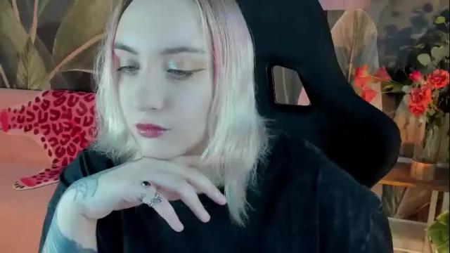 Image 4 of asheluck Stream on Chaturbate on 1 month ago