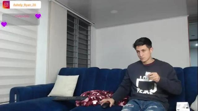Image 2 of ashely_ryan24 Stream on Chaturbate on 28 days ago