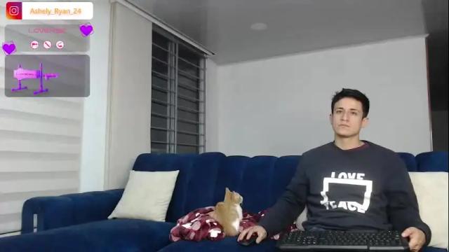 Image 3 of ashely_ryan24 Stream on Chaturbate on 28 days ago